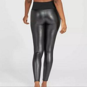 Assets by SPANX Vegan Leather High Rise Leggings M